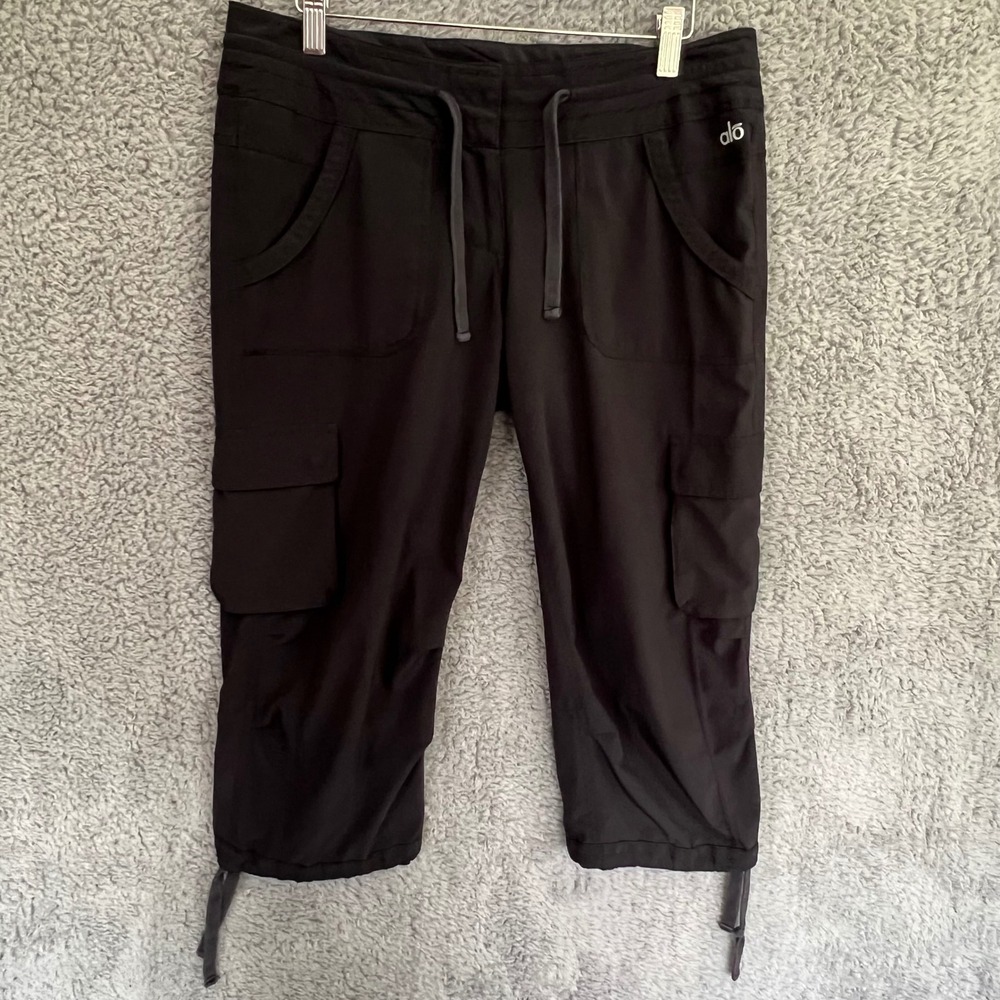 Alo Yoga CoolFit Cargo Capri Pants Women's S Black Dk Gray